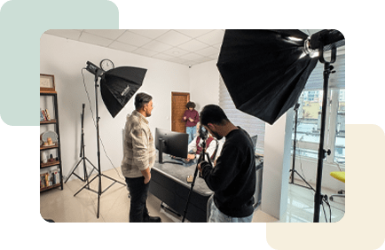 ساخت تیزر تبلیغاتی در مشهد یکی از خدمات اصلی آژانس تبلیغاتی سادات است